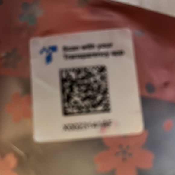 Scrunches for your hair! 🌈 of color’s to chose from? **New** - Picture 3 of 4